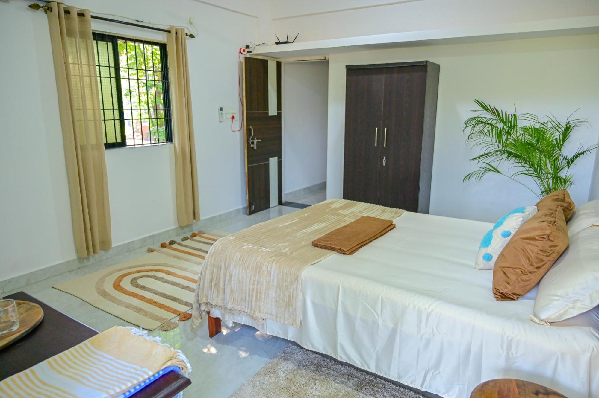 Shell House - Private Stay With Garden View In Arambol マンドレム エクステリア 写真