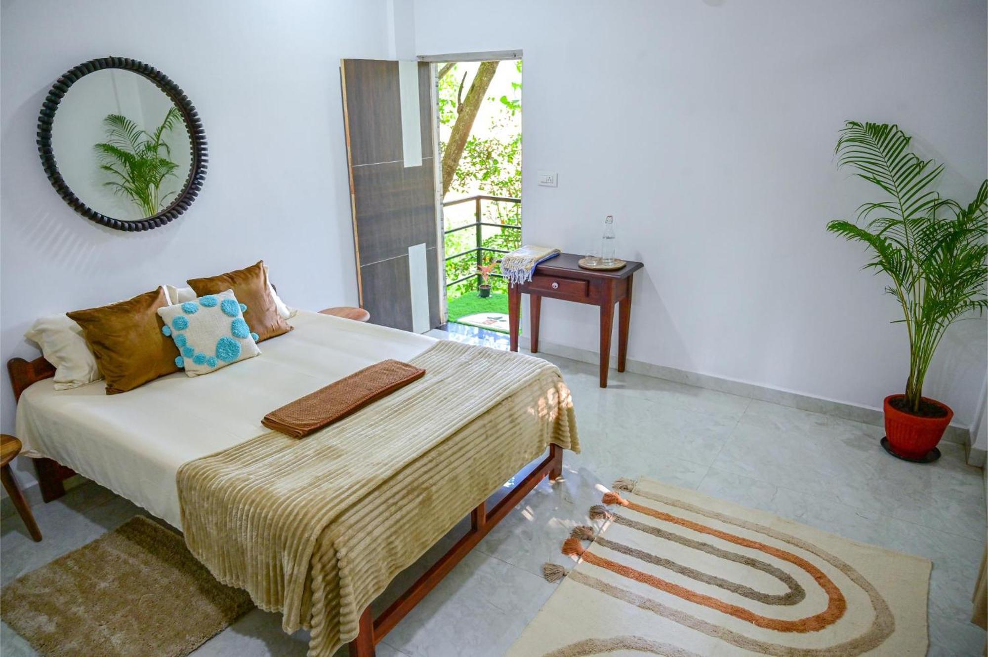 Shell House - Private Stay With Garden View In Arambol マンドレム エクステリア 写真