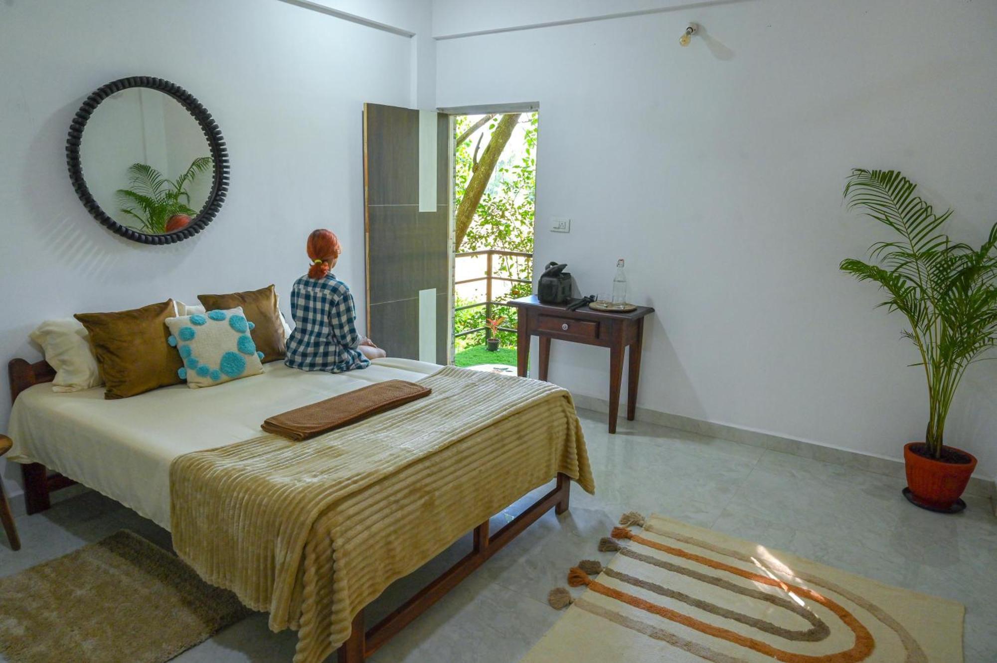 Shell House - Private Stay With Garden View In Arambol マンドレム エクステリア 写真
