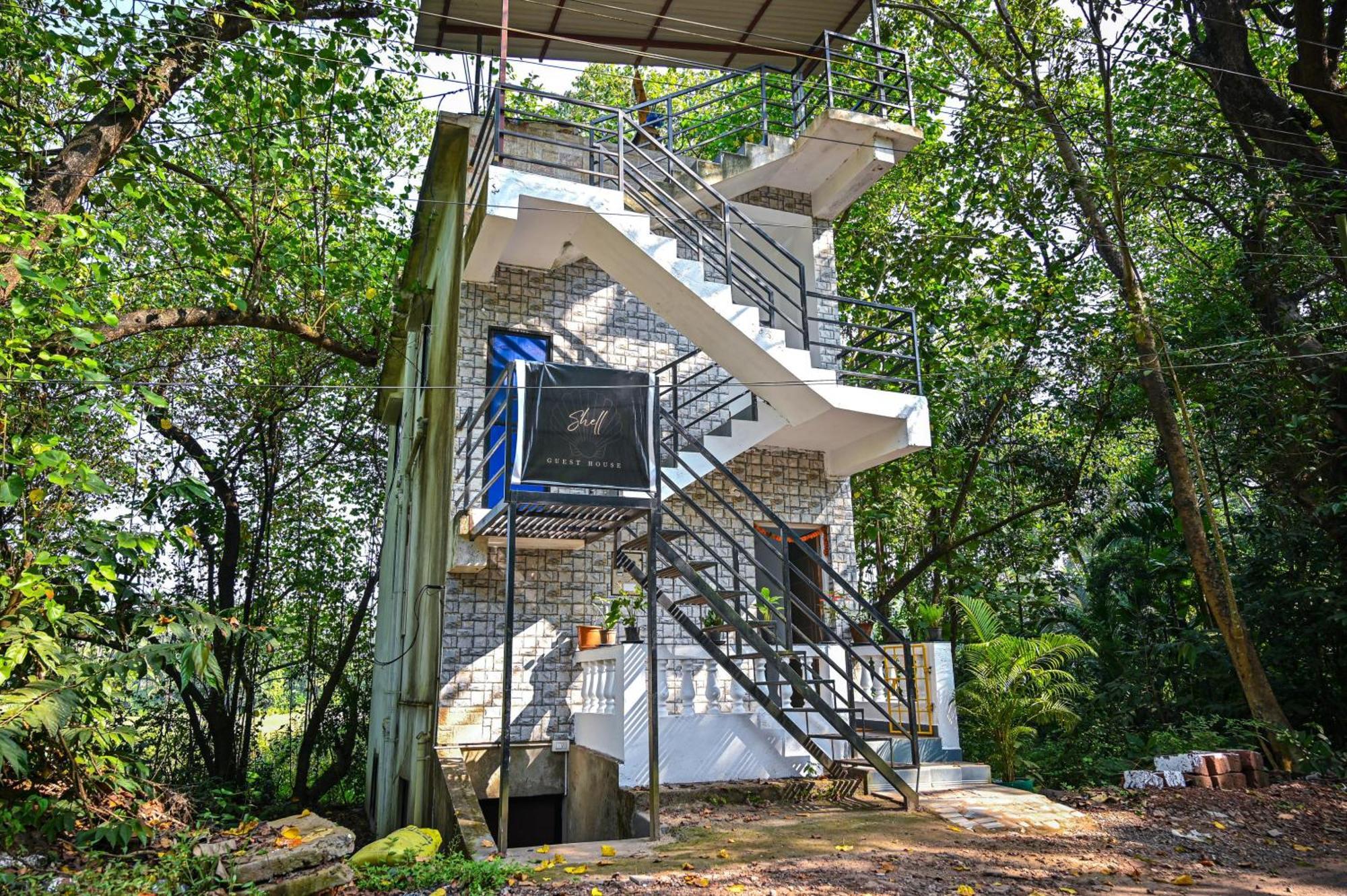 Shell House - Private Stay With Garden View In Arambol マンドレム エクステリア 写真